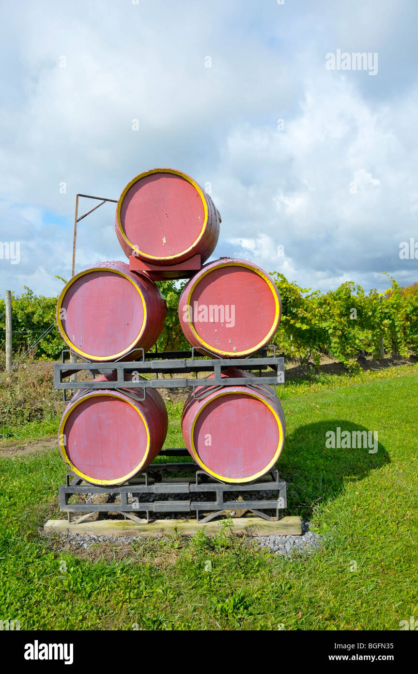 Weinfässer im Finger Lakes Region Weingut New York Stockfoto