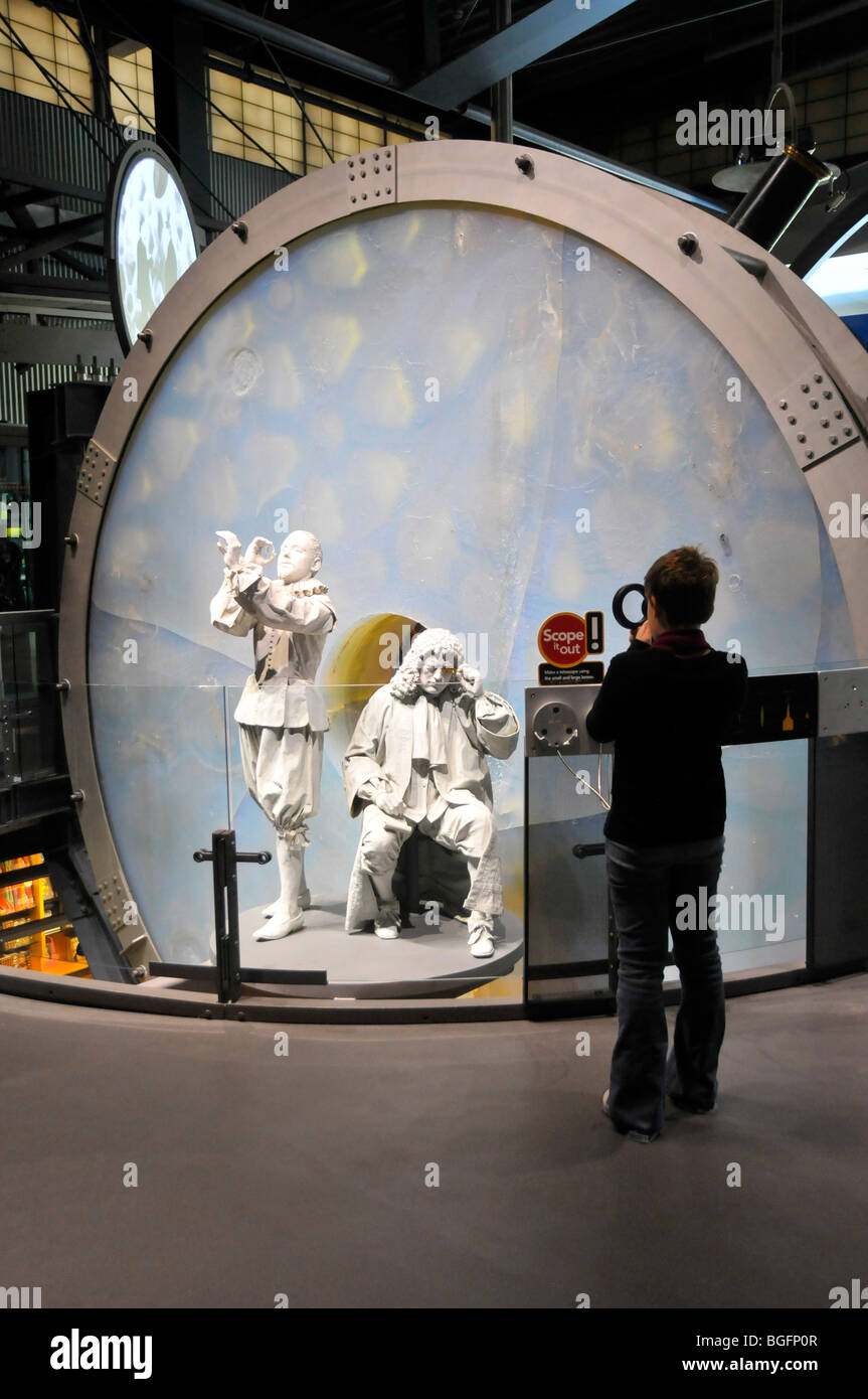 Lippershey Teleskop an Innovationen der Display-Glas-Museum von Glas Corning New York Region der Finger Lakes Stockfoto