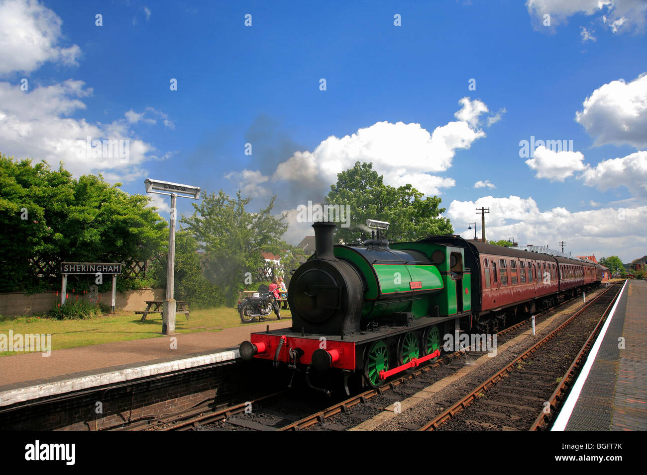 Steam Train Sherringham Town Station Mohn Line North Norfolk Küste Eisenbahn England UK Stockfoto