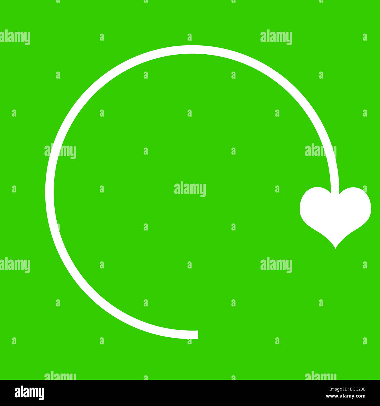 Darstellung der Liebe Herz auf recycling-Zeichen, isoliert auf grünem Hintergrund. Stockfoto