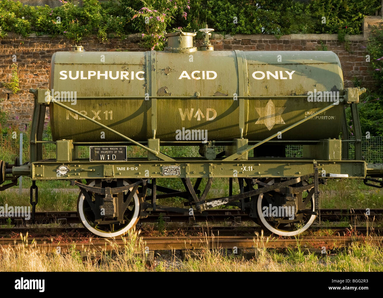 Schwefel-Säure Tanker Schiene Wagen in die Anschlussgleise an Bristol Hafen schwimmende docks Stockfoto