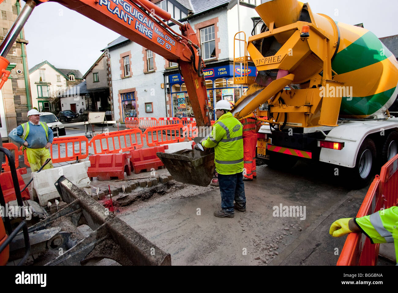 Fertigmischung Betonförderung Stockfoto