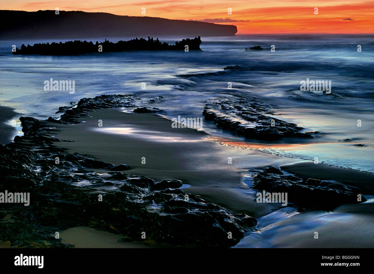 Portugal, Algarve: Sonnenuntergang am Strand Praia da Amoreira Stockfoto