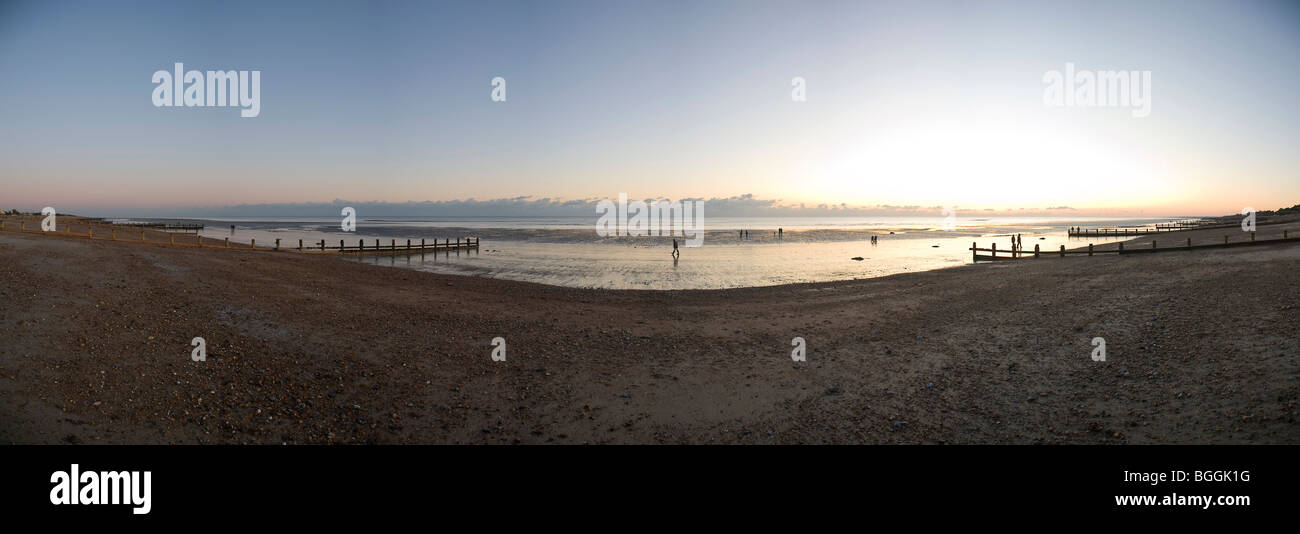 Panorama am Strand von East Preston, West Sussex, UK Stockfoto