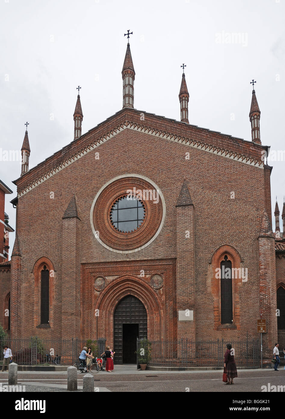 La Chiesa di San Francesco Brick gebaut gotische Kirche des Heiligen St Francis Vigevano Lombardei Italien Lombardia Italia Stockfoto