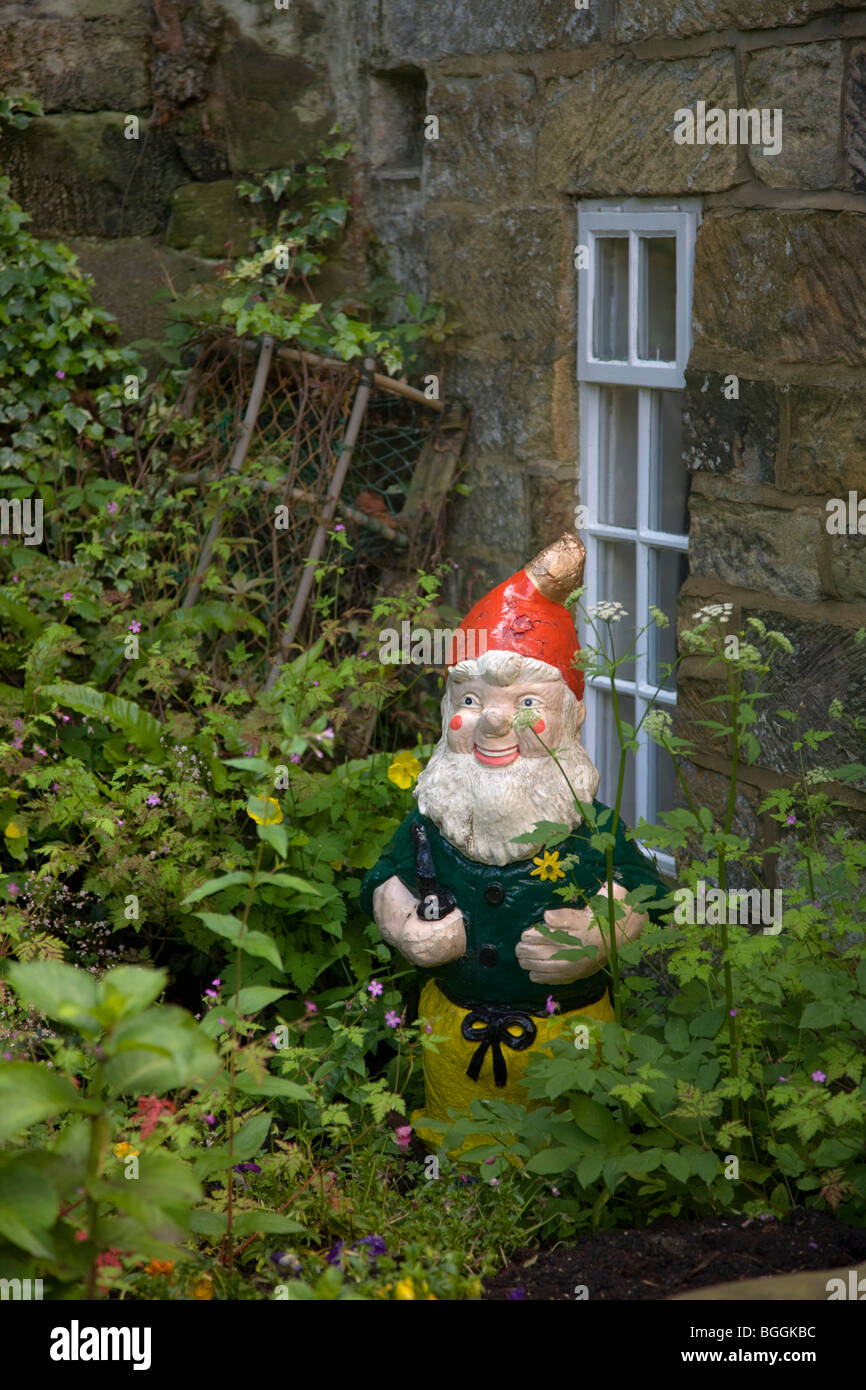 Flying Thorpe Vereinigtes Königreich England GB Robin Hoods Bay Garden gnome Stockfoto