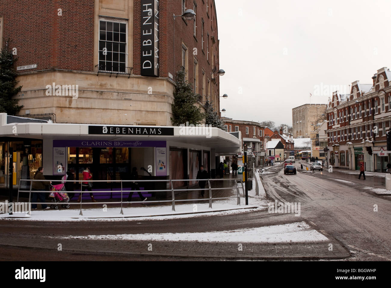 Rund um die Innenstadt von Norwich in der UK-Schneefall von Anfang Januar 2010. Stockfoto