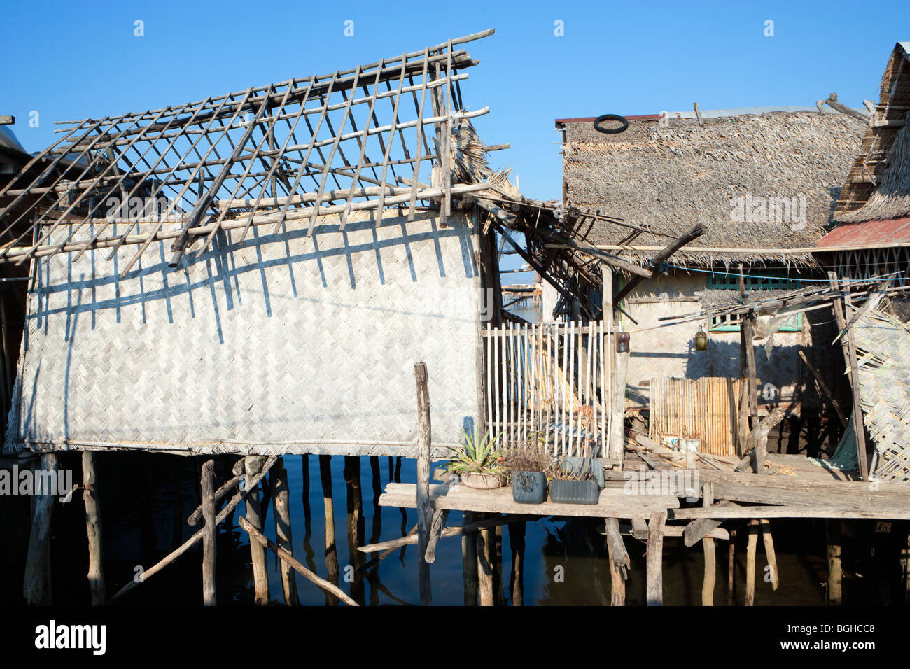 Häuser auf Stelzen; Coron Town; Busuanga Island; Philippinen Stockfoto