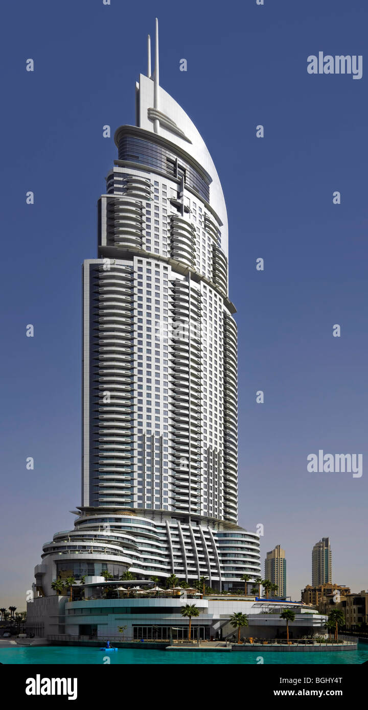 Adresse Hotel, Dubai Marina, Perspektive korrigiert. Stockfoto