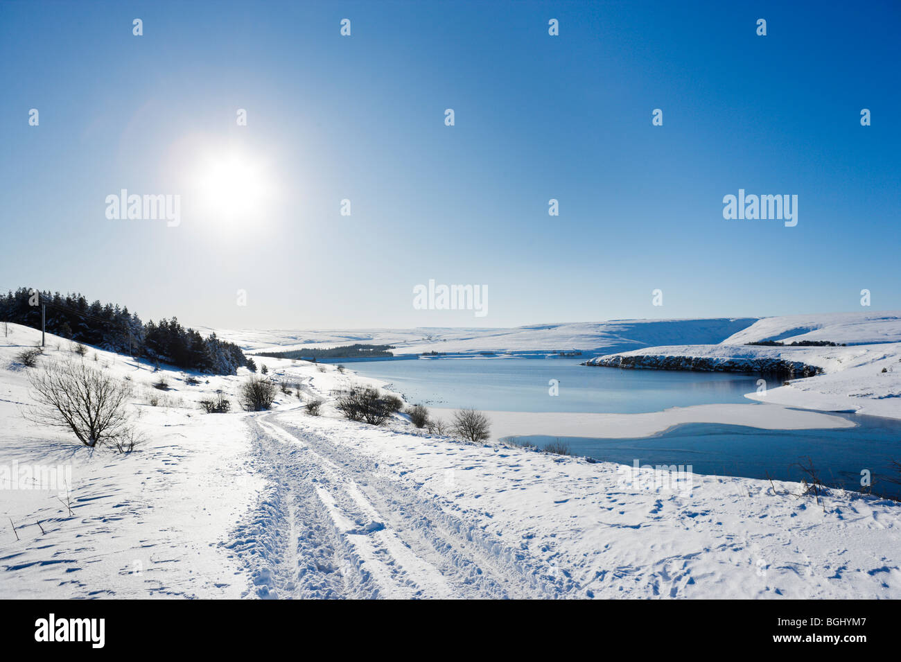 Winscar Stausee im Januar 2010 Dunford Brücke, in der Nähe von Holmfirth, West Yorkshire, England Stockfoto
