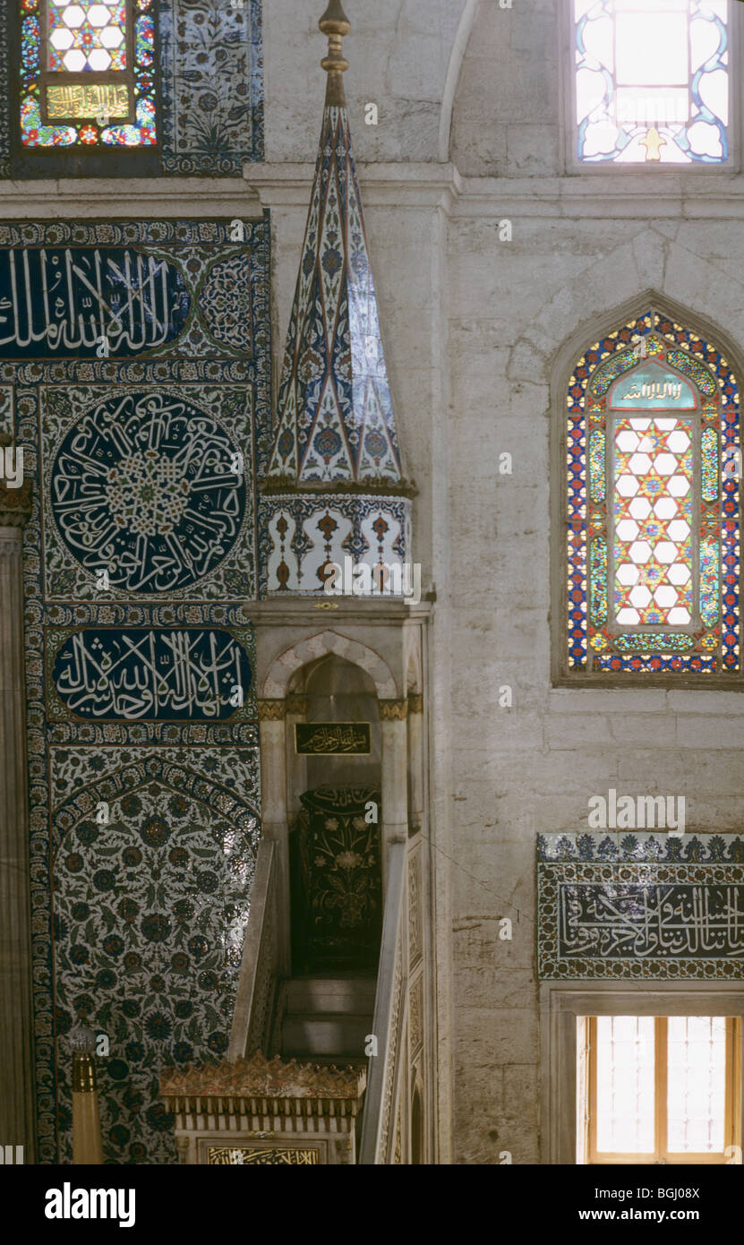 Innen Sokullu Mehmet Paşa Camii (Sinan 1571), İstanbul, Türkei 690612 019 Stockfoto