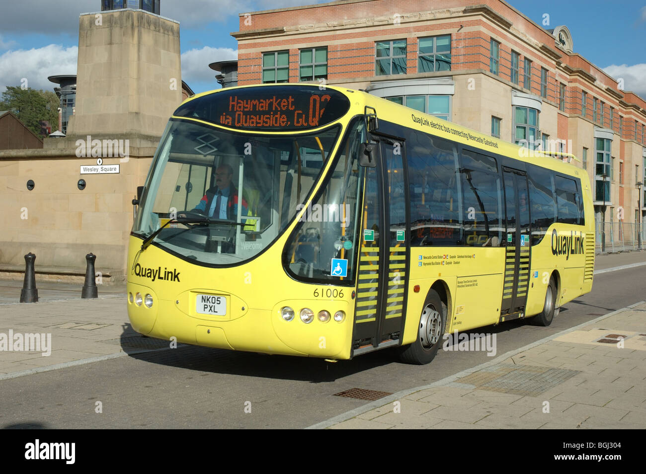 Quaylink, ein Hybrid-elektrischen Bus-Service zwischen Newcastle Upon Tyne und Gateshead, England, UK Stockfoto