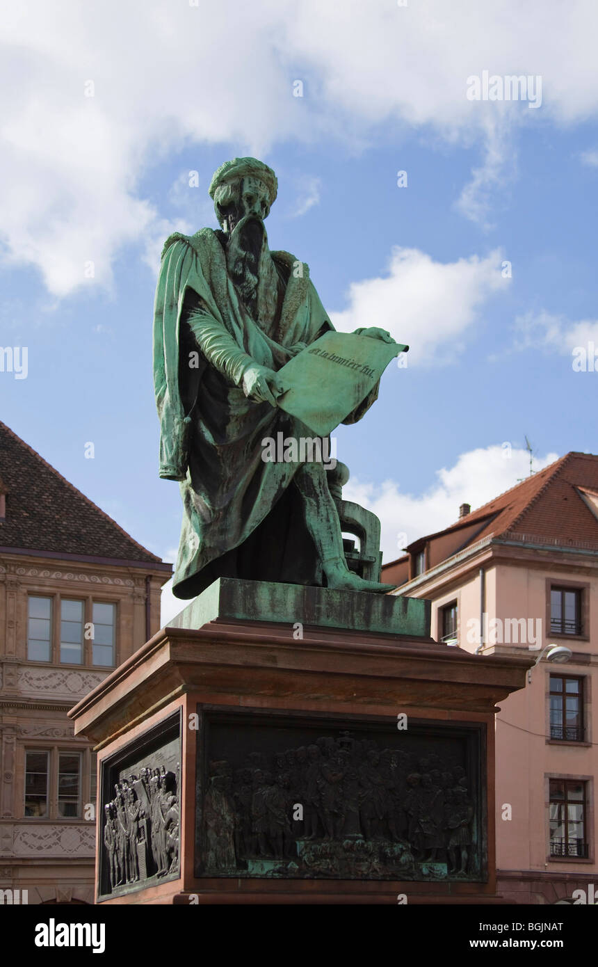 Strasbourg johannes gutenberg statue Stockfotos und bilder Kaufen Alamy