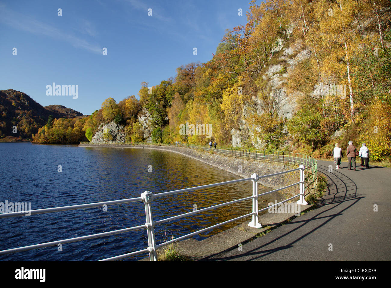 Herbst am Loch Katrine in Schottland, Großbritannien Stockfoto