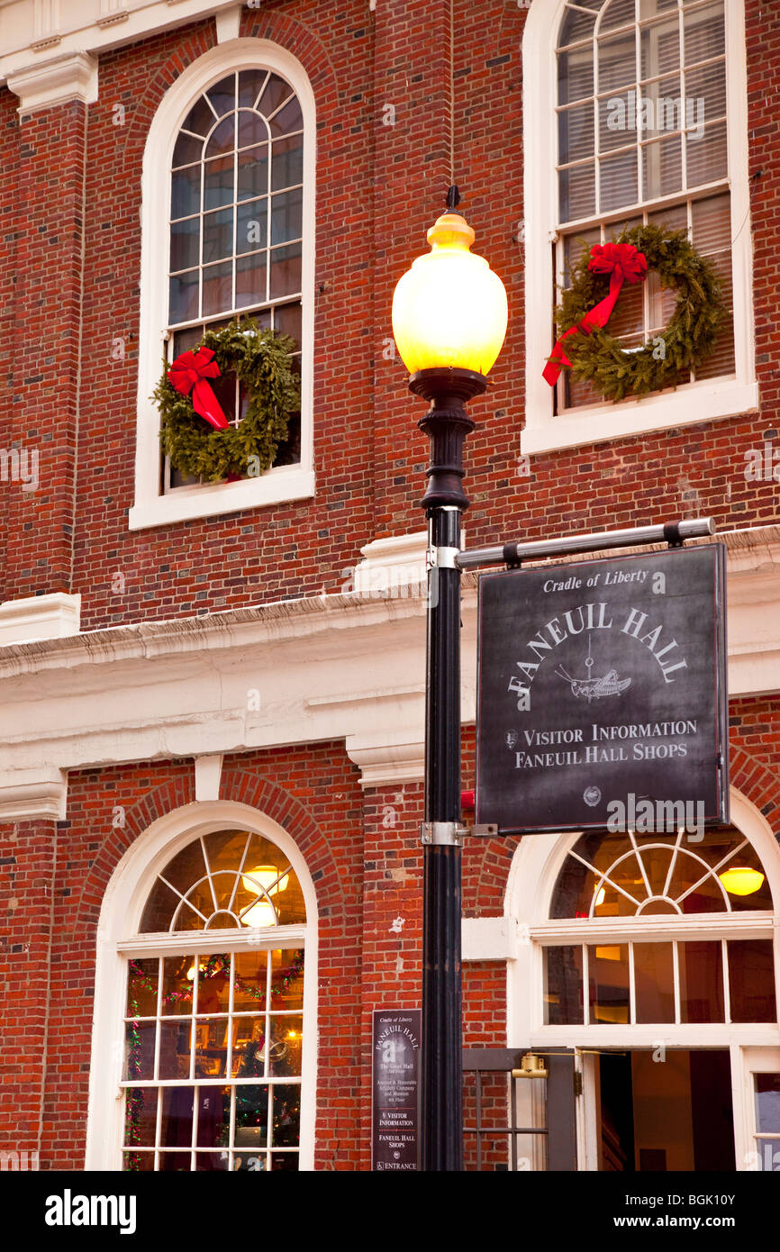 Faneuil Hall dekoriert für Weihnachten - Boston Massachusetts, USA Stockfoto