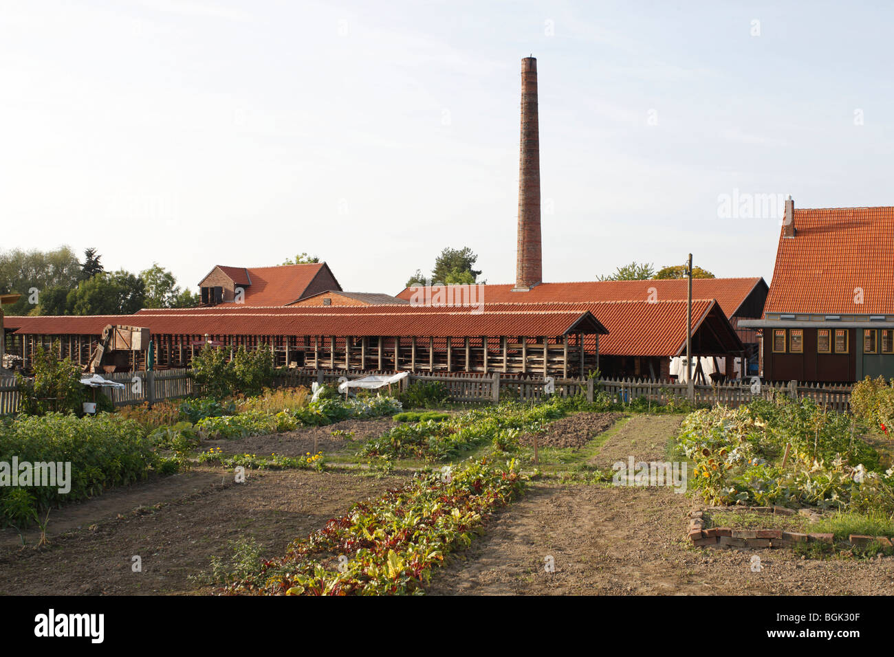 Lage, Ziegelei, LWL-Industriemuseum, Gesamtanlage Mit Gemüsegarten Stockfoto