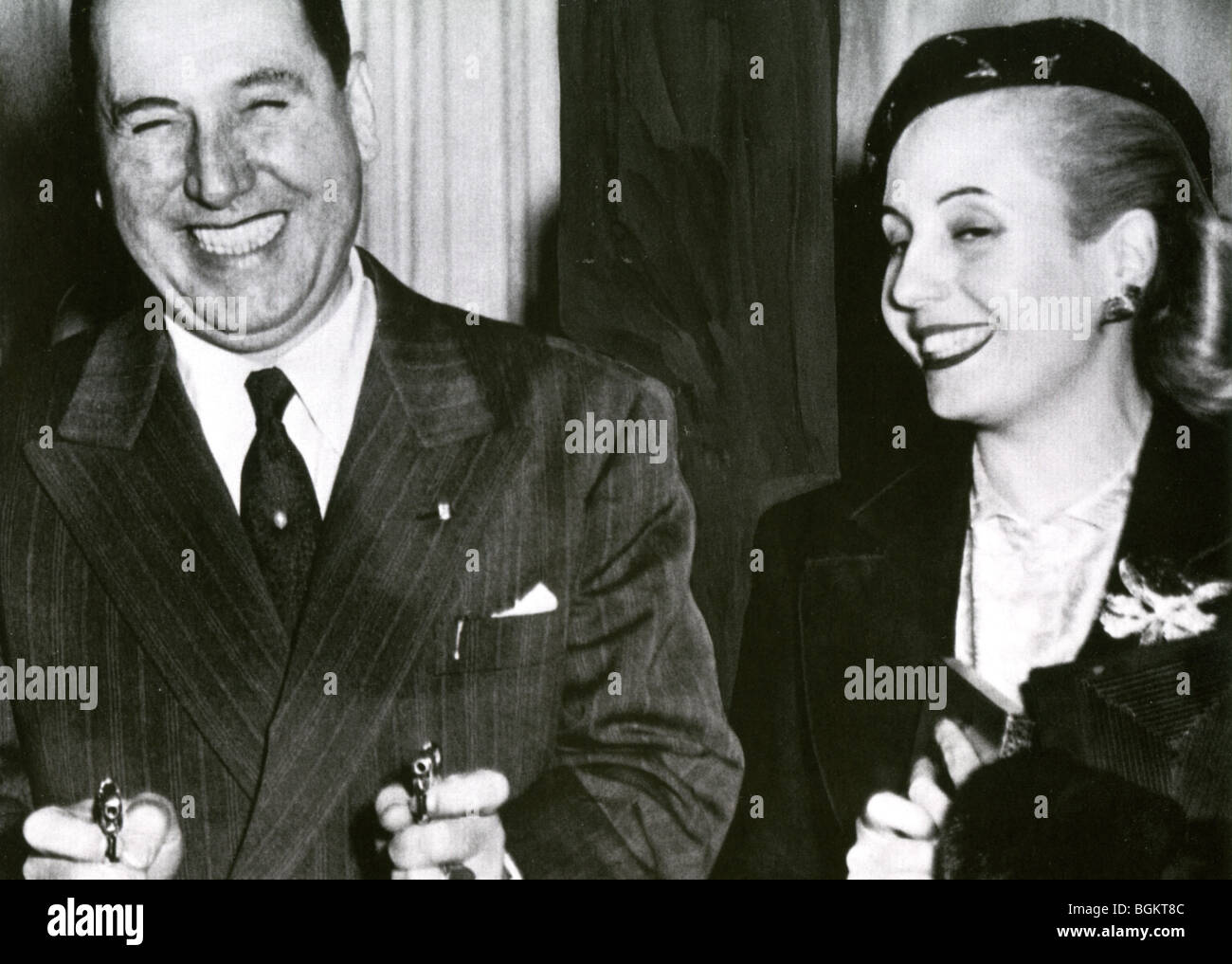 JUAN PERON als Präsident von Argentinien mit seiner Frau ist Isabelita Stockfoto