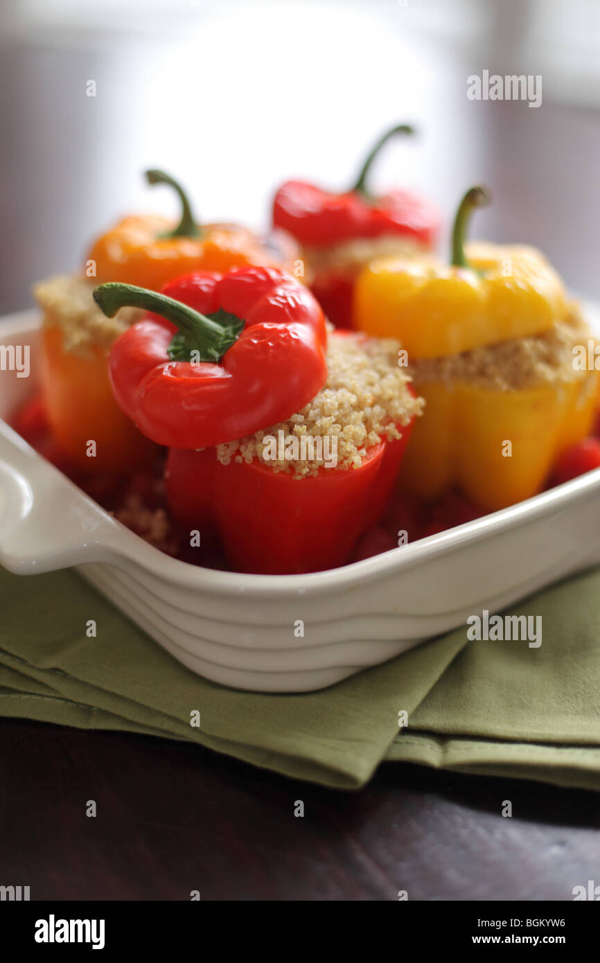 Quinoa gefüllte Paprika Stockfoto