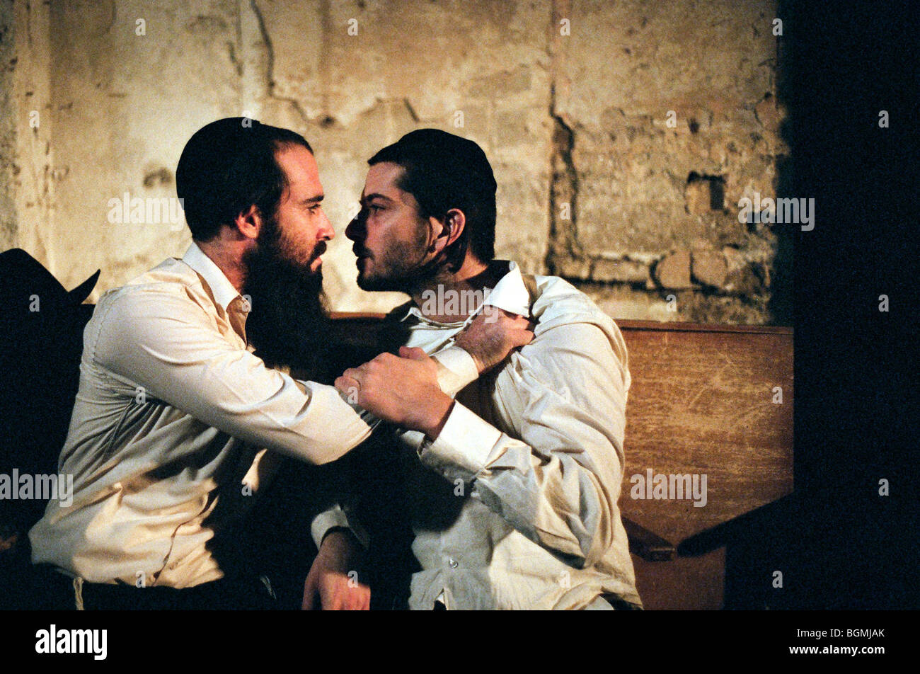 Eynaim Pekukhot Augen Wide Open Year: 2009 Regie: Haim Tabakman Ran Danker, Zohar Strauss Stockfoto