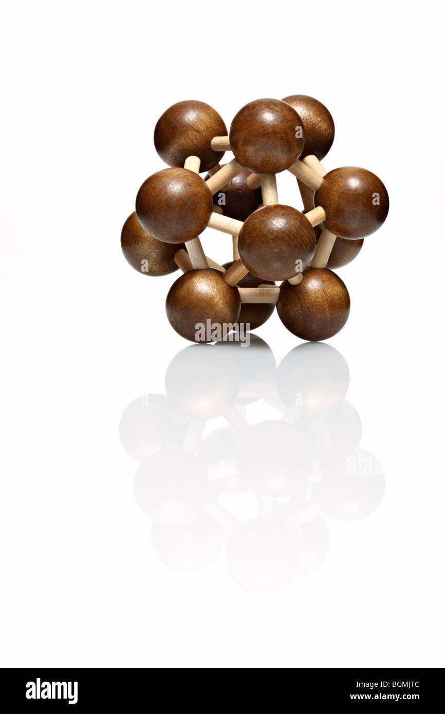 Molekuelmodell aus Holz Stockfoto