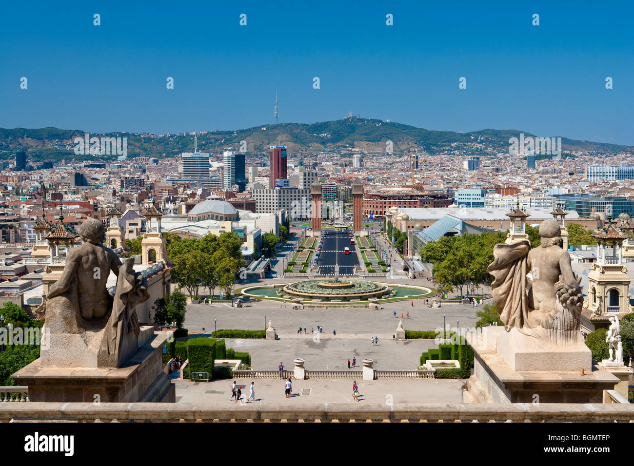 Barcelona - Blick vom Mirador del Palau Nacional in Richtung Plaça d ' Espanya Stockfoto