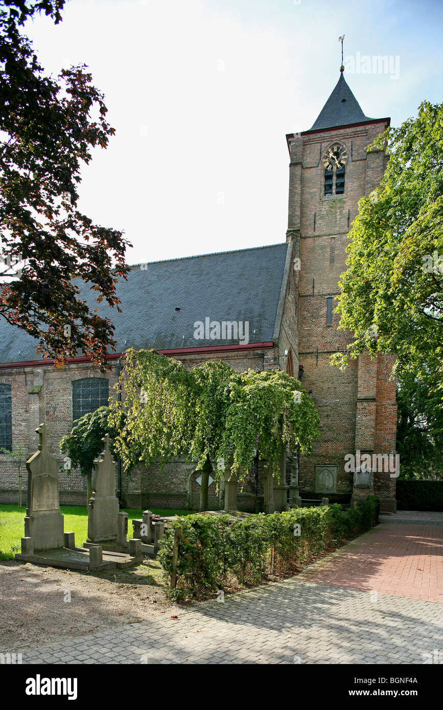 Die St. Laurentius-Kirche in Sint-Laureins, Belgien Stockfoto