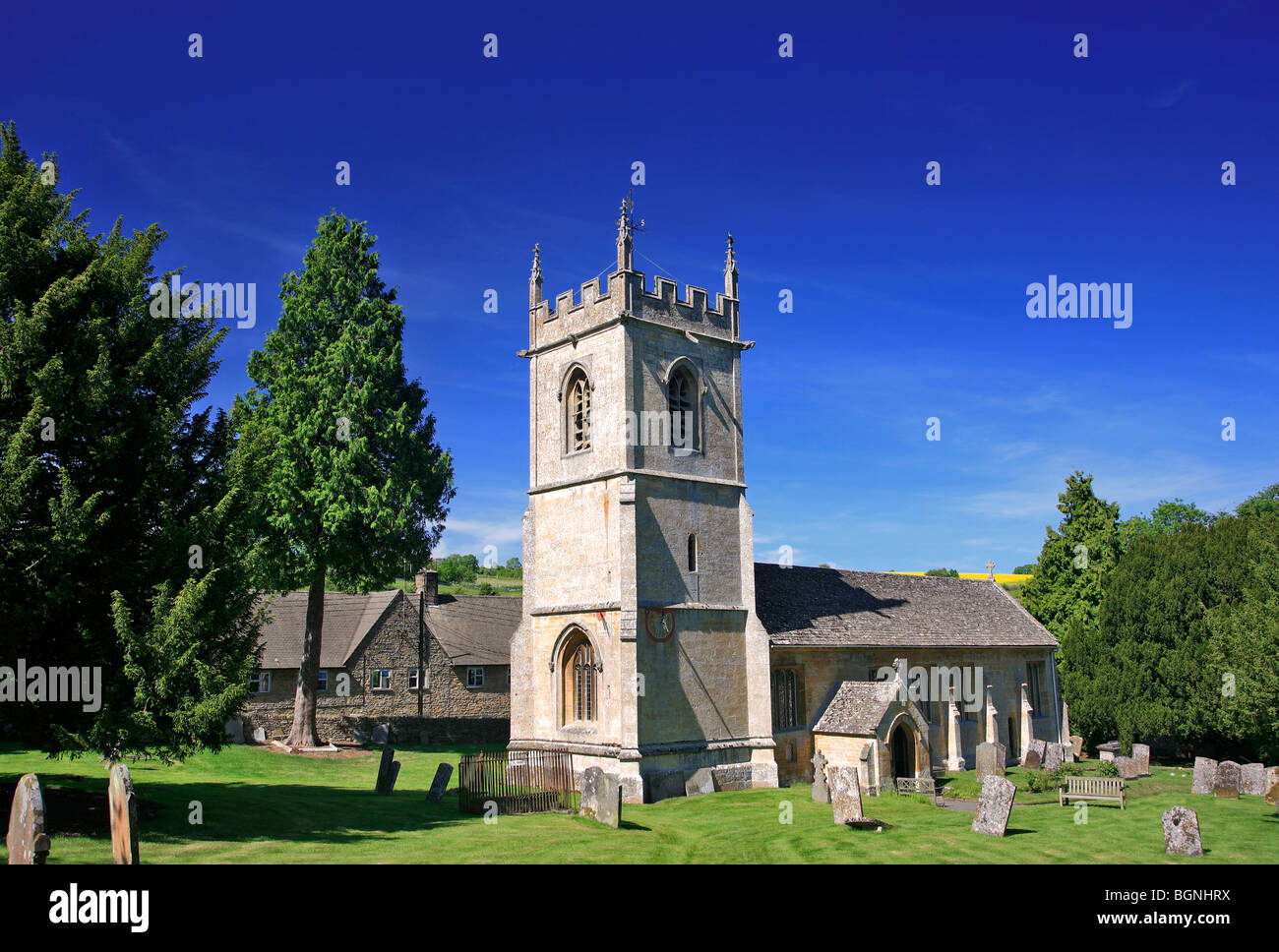 St Andrews Pfarrei Kirche Naunton Dorf Gloucestershire Cotswolds UK Stockfoto