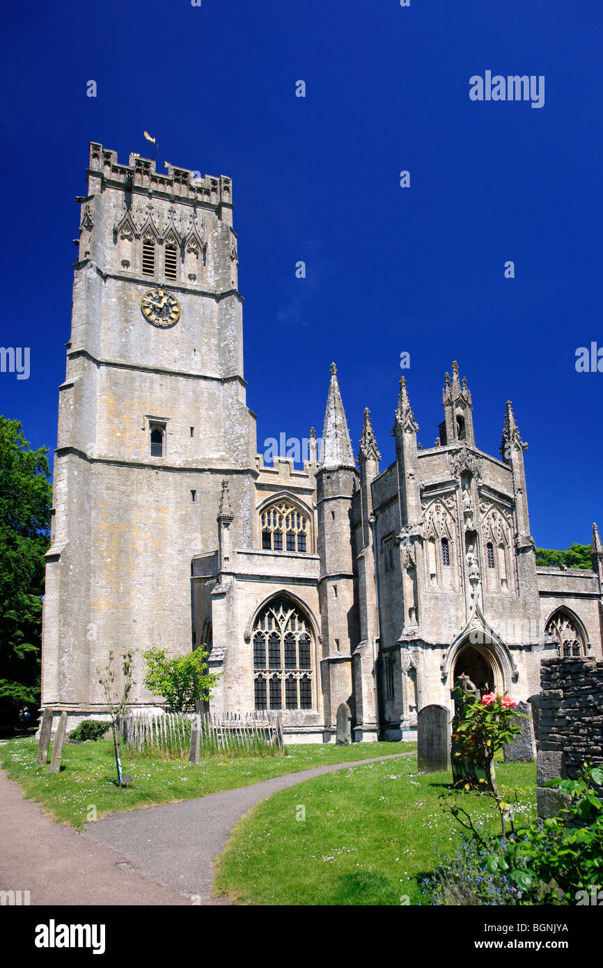 St. Peter St. Pauls Pfarrei Kirche Northleach Dorf Gloucestershire Cotswolds UK Stockfoto