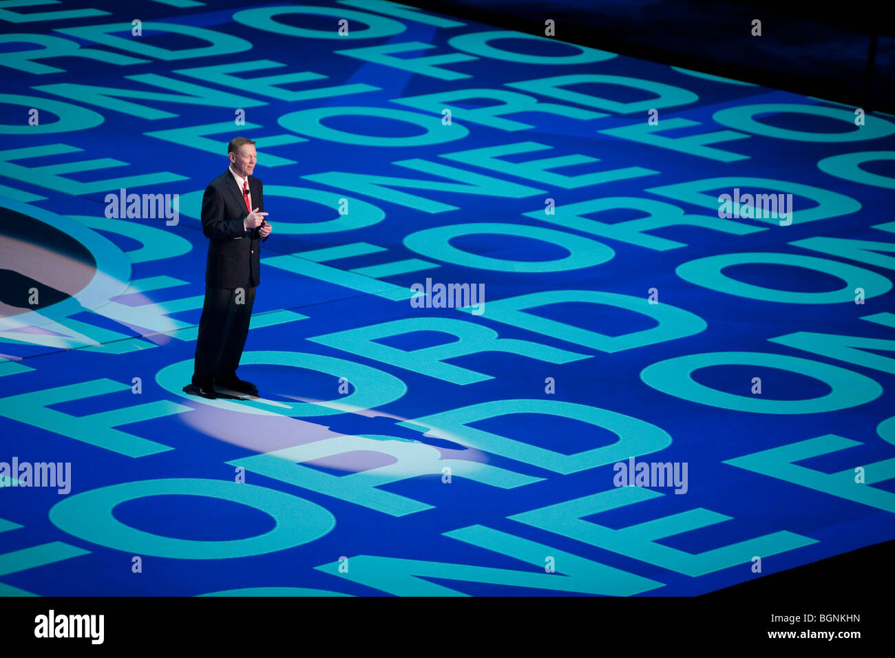 Detroit, Michigan - Ford-CEO Alan Mulally auf der 2010 North American International Auto Show. Stockfoto