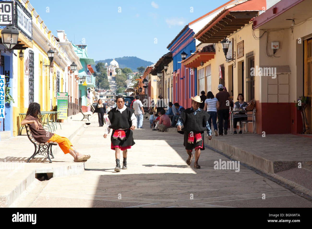 Fußgängerzone Straße Real de Guadalupe. San Cristóbal de Las Casas, Chiapas, Mexiko. Stockfoto