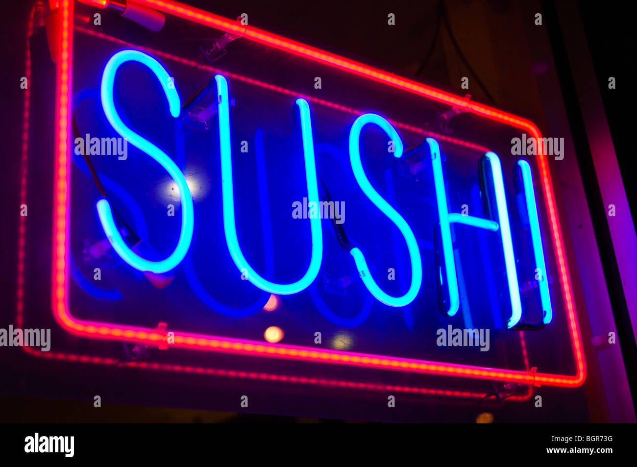Leuchtreklame für Sushi. Stockfoto