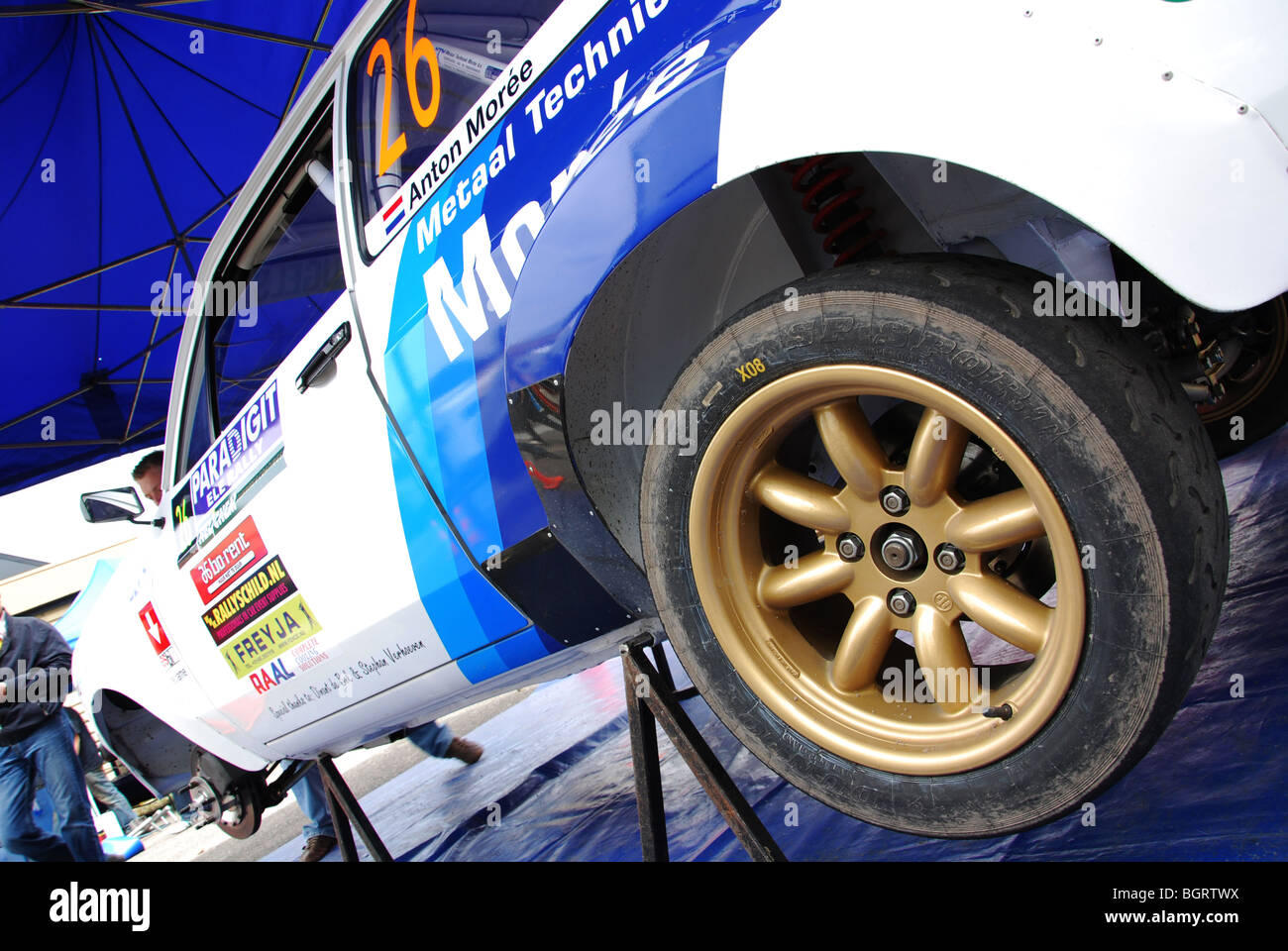 Ford Escort Mk II BDA im Service-Bereich zwischen Wertungsprüfungen auf 2009 Paradigit-ELE-Rallye, Niederlande Stockfoto
