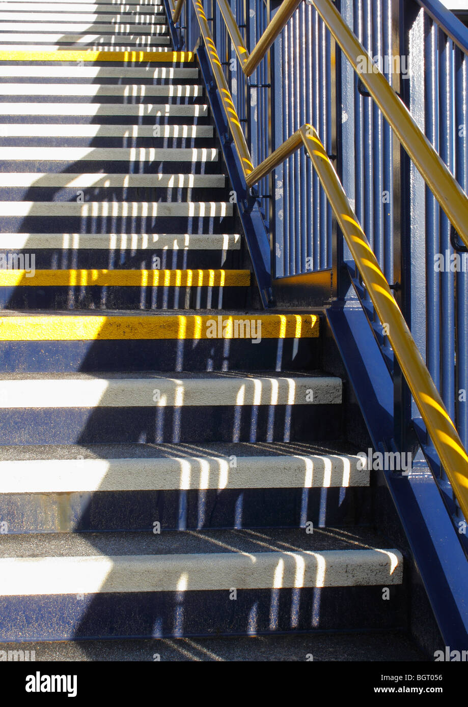 Schritte bei Radley Bahnhof, Oxfordshire Stockfoto