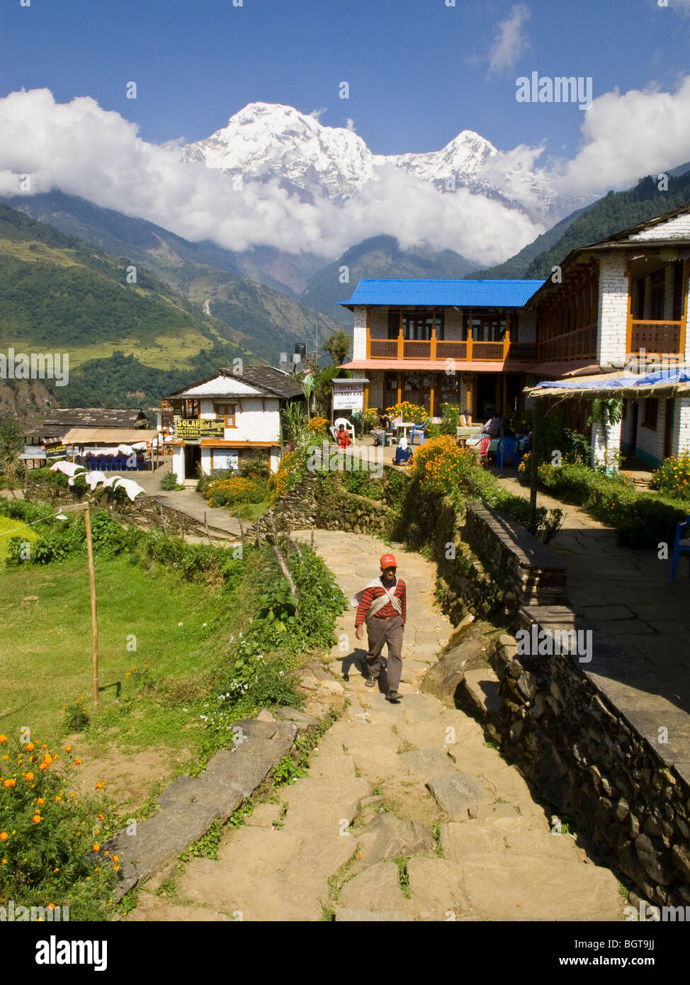 Foto beim Wandern durch die Stadt Landruk in der Annapurna Region Nepal. Stockfoto