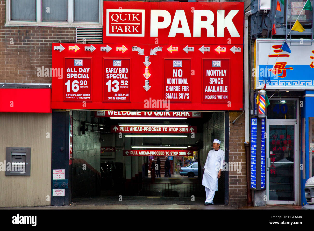 Raucherpause in Chinatown, Manhattan, New York City Stockfoto