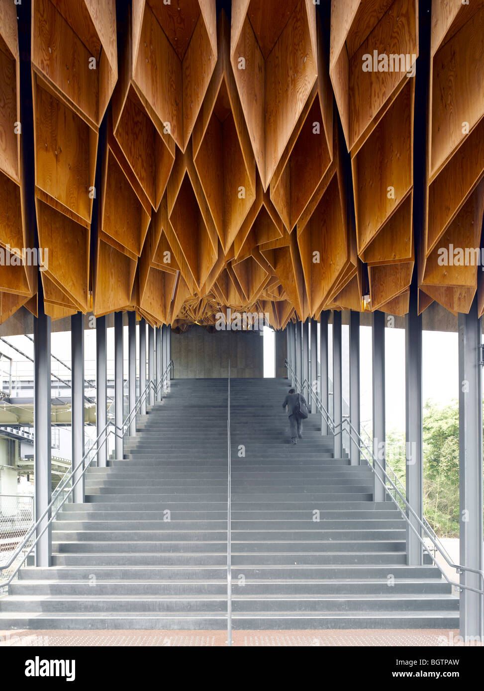 HOSHAKUJI STATION, TOCHIGI, JAPAN, KENGO KUMA & ASSOCIATES