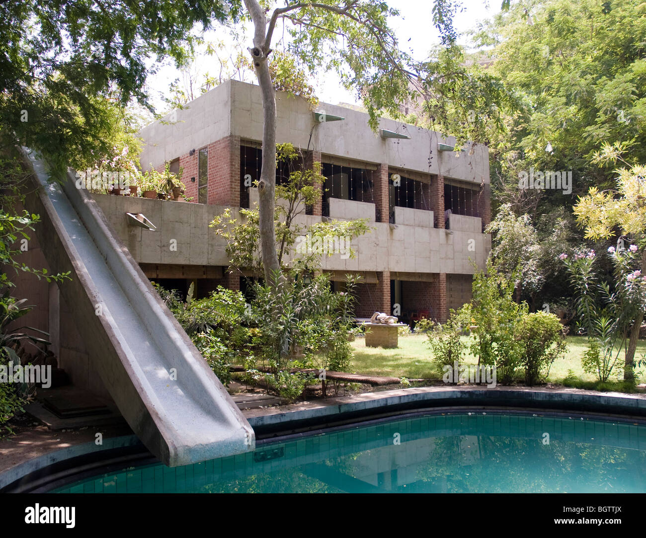 sarabhai-house-ahmedabad-indien-le-corbusier-stockfotografie-alamy