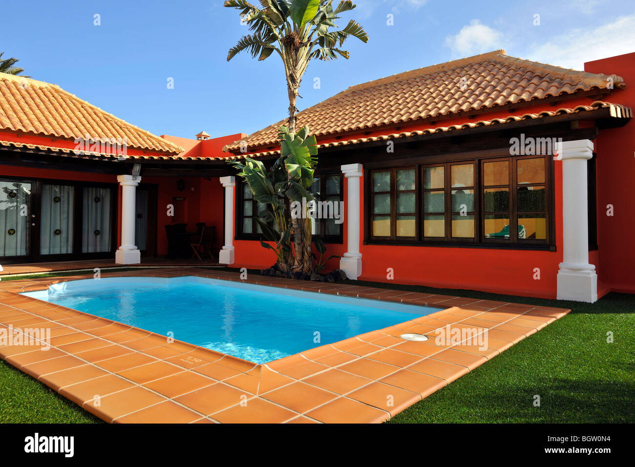 Holiday Resort Bungalow Villa mit Pool, Corralejo, Fuerteventura, Kanarische Inseln, Spanien, Europa Stockfoto