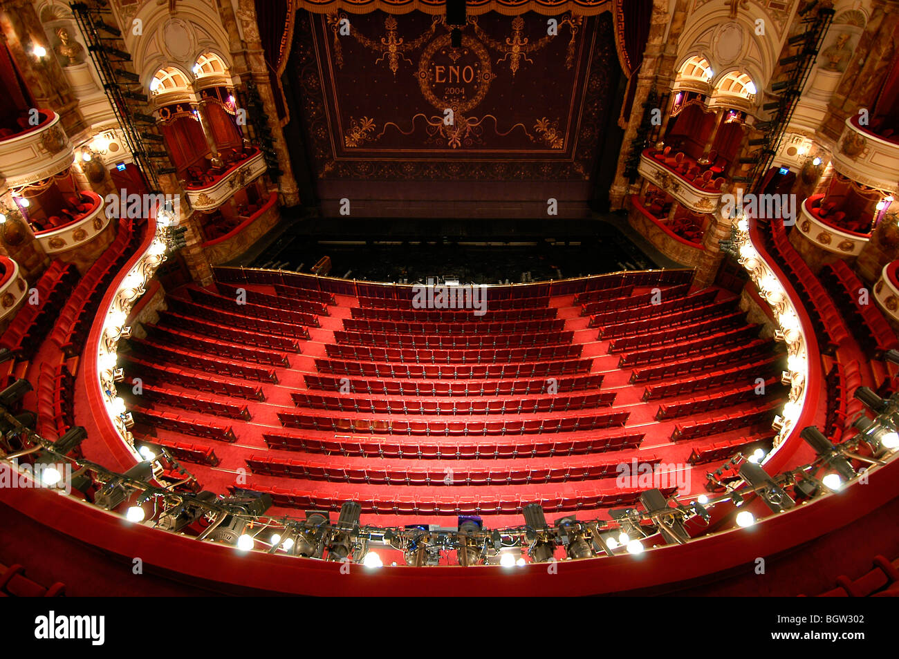 ENGLISH NATIONAL OPERA - LONDON COLISEUM, LONDON, VEREINIGTES KÖNIGREICH, FRANK MATCHAM (ORIGINAL) UND RHWL (RESTAURIERUNG) Stockfoto