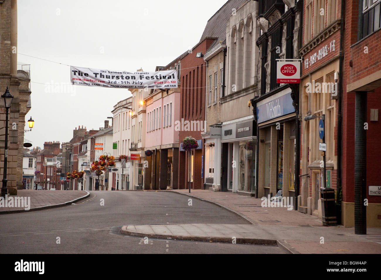 Leere, verlassene Stadtzentrum von Bury St Edmunds, UK um 05:30 Stockfoto