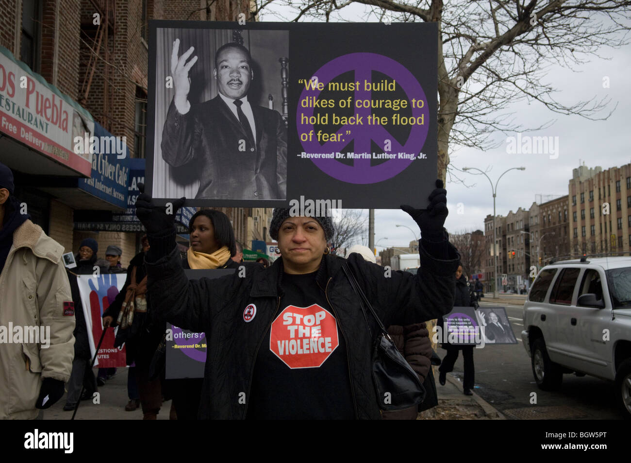 Die MLK-Marsch für Frieden zu Ende Gun und Jugendgewalt in der Bronx in New York Stockfoto