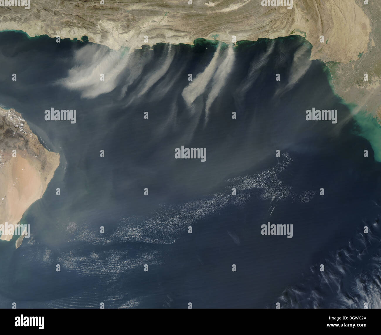 Satellitenansicht fängt Staub über dem arabischen Meer Satelliten: Aqua, courtesy NASA 2009 Stockfoto