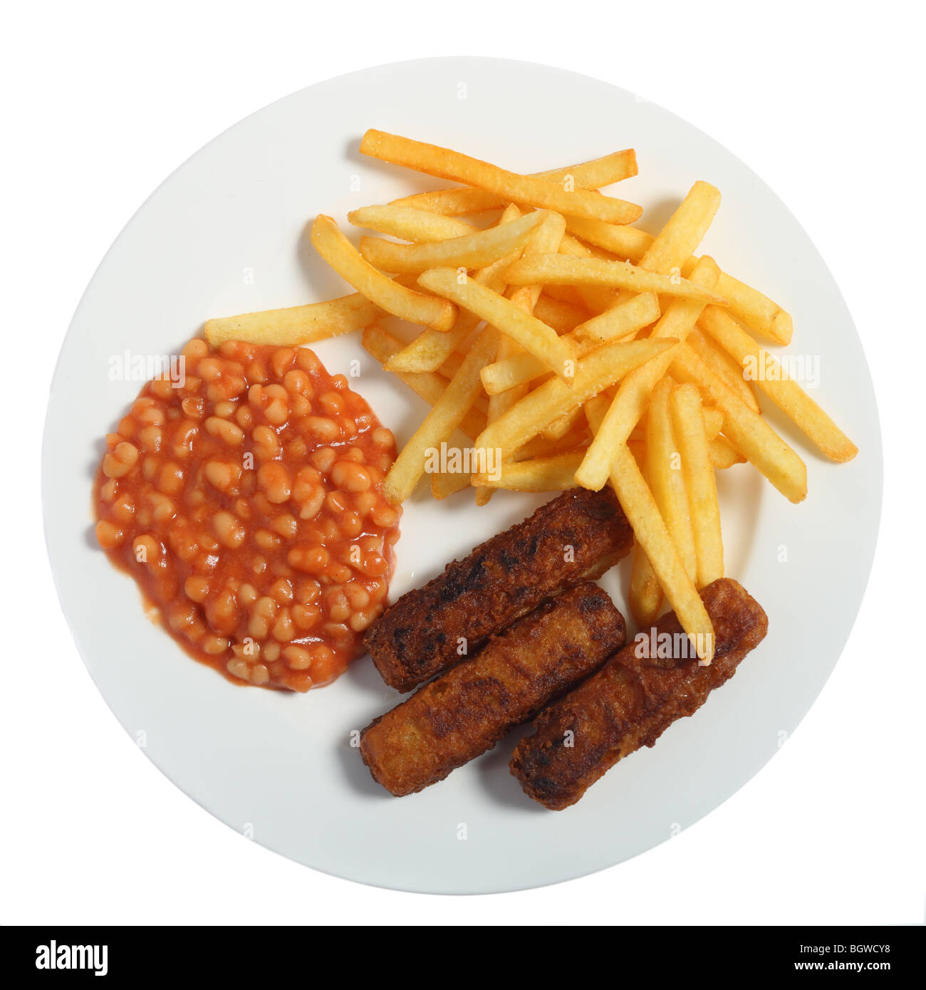 Ein typisch englisches Fastfood-Essen von Fischstäbchen, Bohnen und Pommes Frites (Pommes frites) Stockfoto