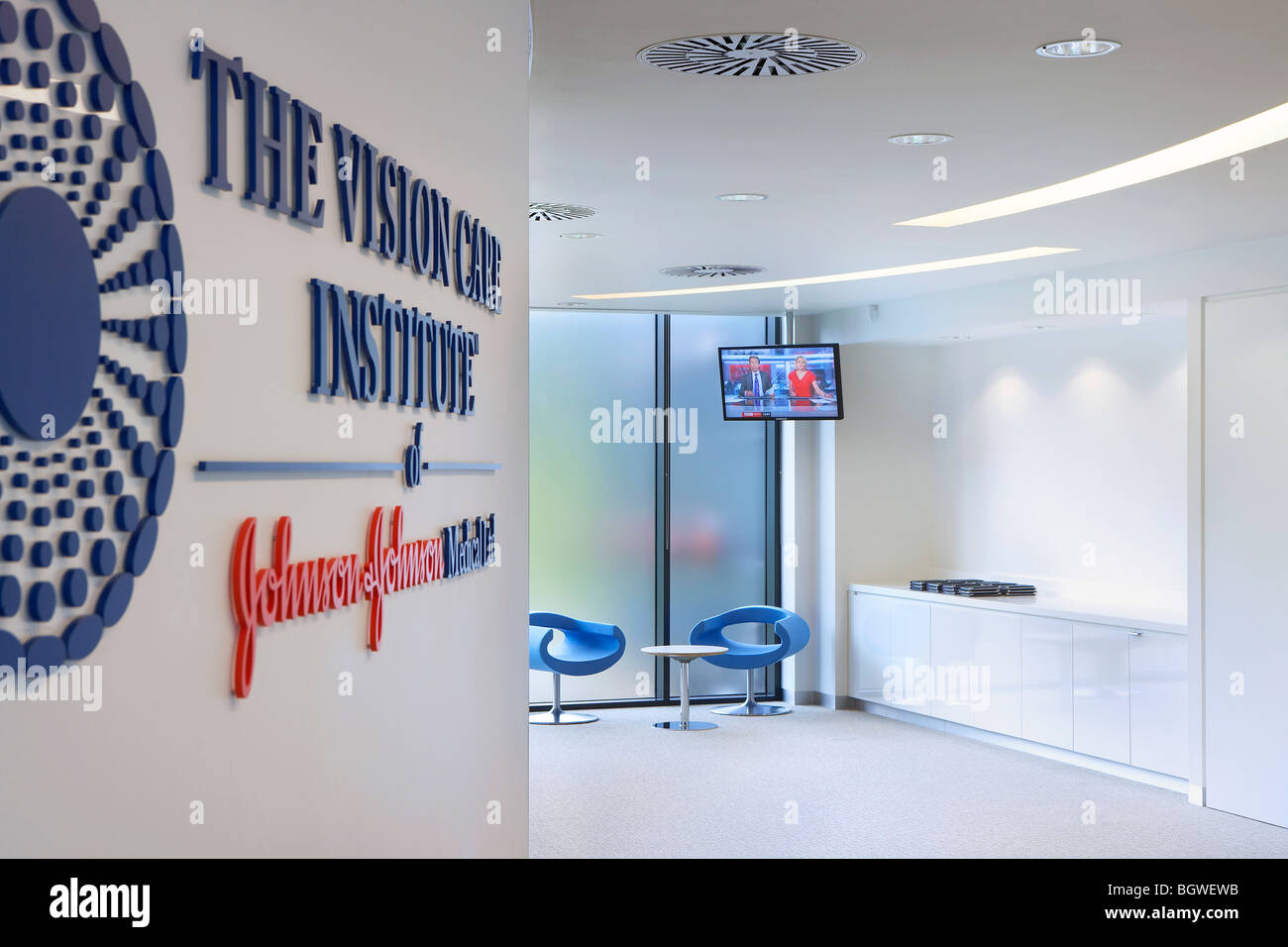 JOHNSON & JOHNSON MEDICAL LTD., WOKINGHAM, VEREINIGTES KÖNIGREICH, TP BENNETT Stockfoto