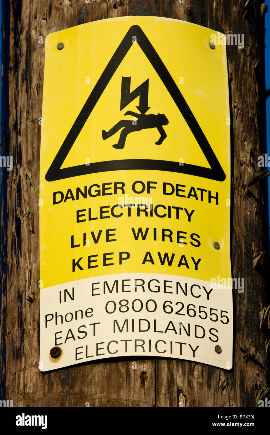 Strom, Gefahr des elektrischen Schlags Warnhinweis. Stockfoto
