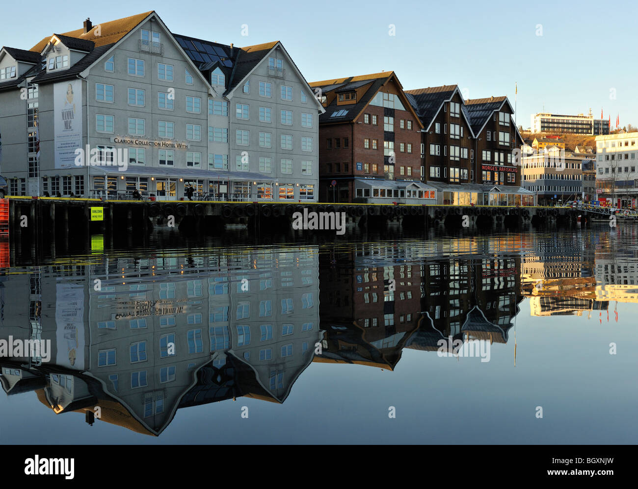 Tromso Hafen, Hafen. Im Zentrum Tromsø, Nordnorwegen, größte Stadt nördlich des Polarkreises. Stockfoto