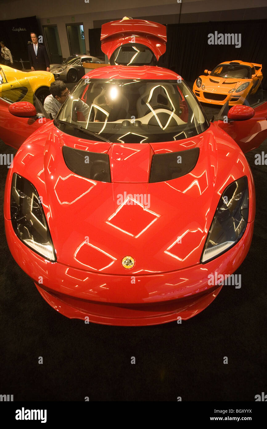 Reflexionen auf einem Lotus an der Los Angeles Auto Show 2009 Stockfoto