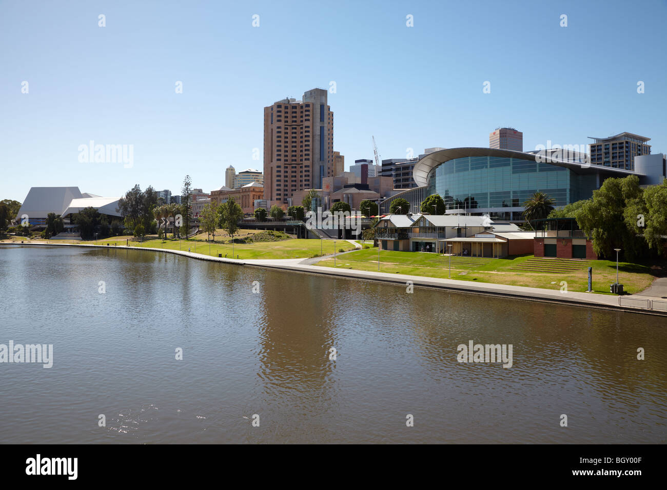 Torrens Lake und dem Convention Centre, Adelaide, SA, Australien Stockfoto