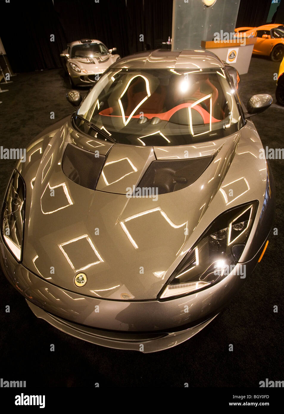 Reflexionen auf einem Lotus an der Los Angeles Auto Show 2009 Stockfoto