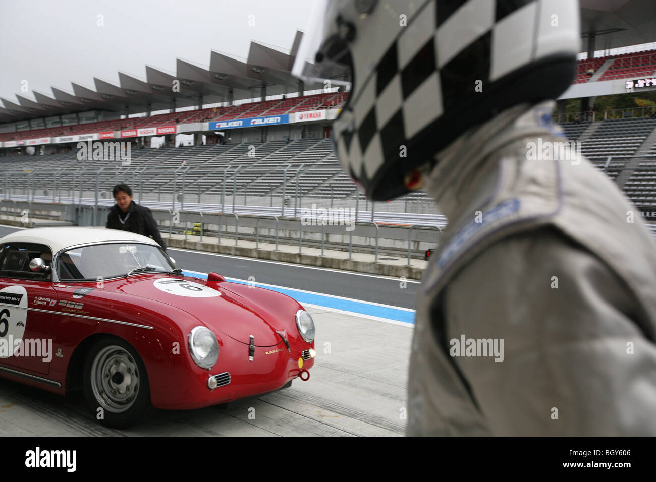 1955 Porsche 356 Speedster. Le Mans Classic Autorennen, Fuji Speedway, Japan, Samstag, 10. November 2007. Stockfoto